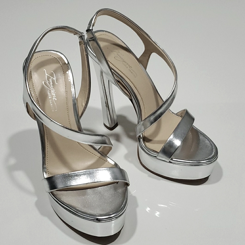 Imagine VINCE CAMUTO Silver Leather Platform